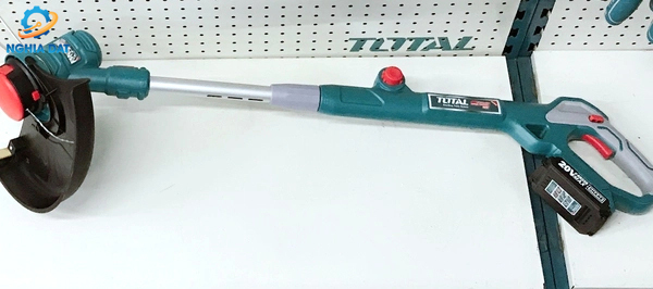Máy cắt cỏ dùng pin Total
