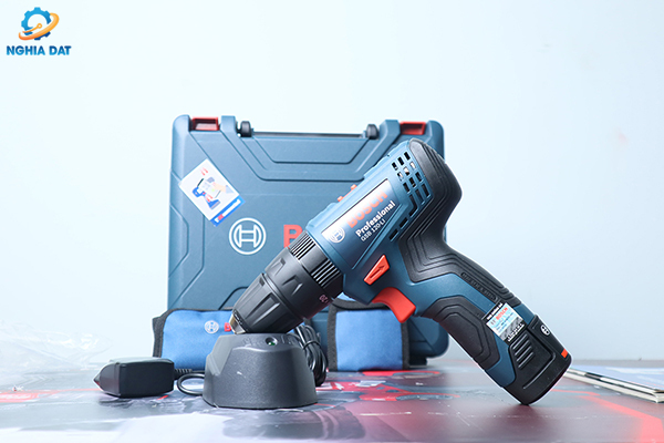 Máy khoan động lực dùng pin 12V GSB 120-LI GEN II (1 pin+sạc 2 chấu+phụ kiện) Bosch