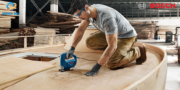 Máy Cưa lọng GST 650 Bosch