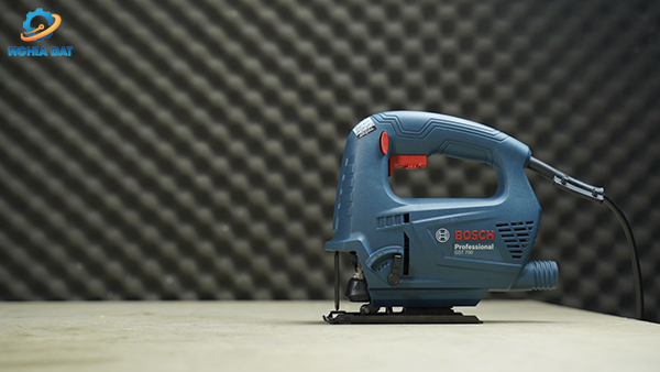 Máy Cưa lọng GST 700 Bosch