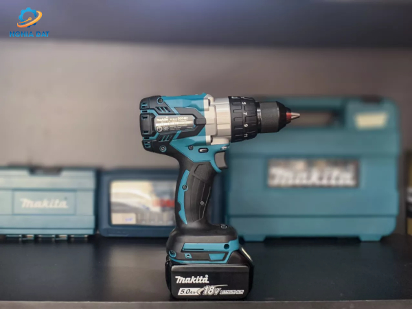 Top 5 máy khoan pin Makita bán chạy nhất 2025