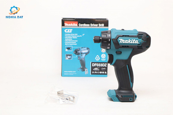Máy khoan và vặn vít dùng pin(12v max) MA-DF033DZ Makita