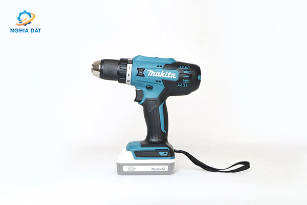 Máy khoan và vặn vít dùng pin(18v) MA-DF488DZ Makita