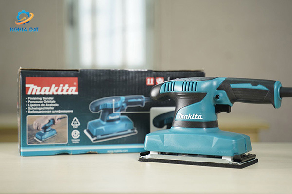 Máy chà nhám rung MA-9035H Makita