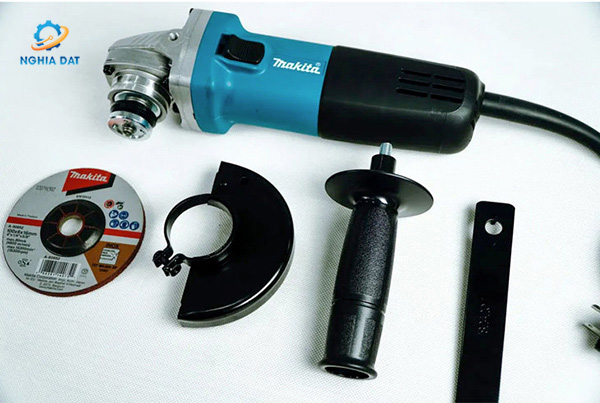 Máy mài góc(100mm/710w/công tắc trượt) MA-9553NB Makita