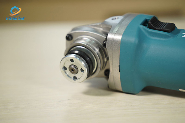 Máy mài góc(100mm/840w/công tắc trượt) MA-9556HN Makita