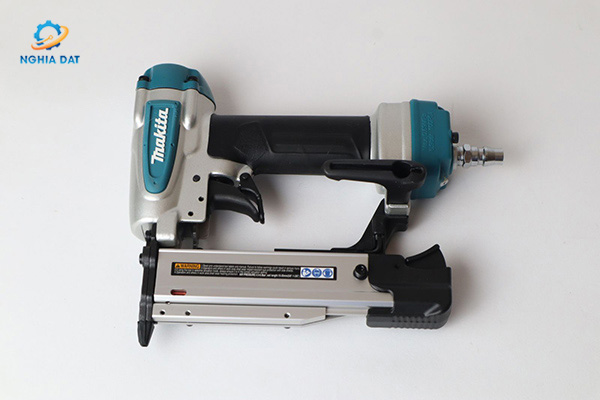 Máy bắn đinh dùng hơi MA-AF353 Makita