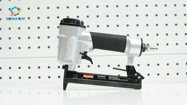 Máy bắn ghim dùng hơi MA-AT422AZ Makita