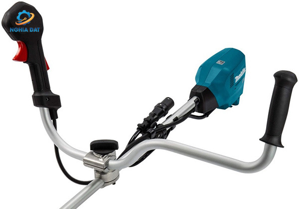 Máy cắt cỏ dùng pin(chỉ dùng chung vớibộ cấp nguồn/bl) MA-UR101CZ Makita