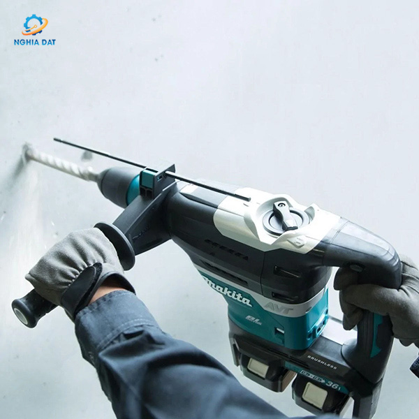 Máy khoan động lực dùng pin(aws/bl)(18vx2) MA-DHR400ZKUN Makita