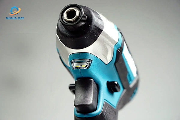 Máy vặn vít dùng pin(bl)(18v) MA-DTD155RFE Makita