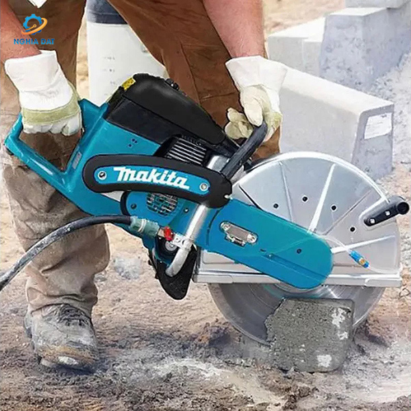 Máy cắt bê tông chạy xăng(405mm) MA-EK8100WS Makita