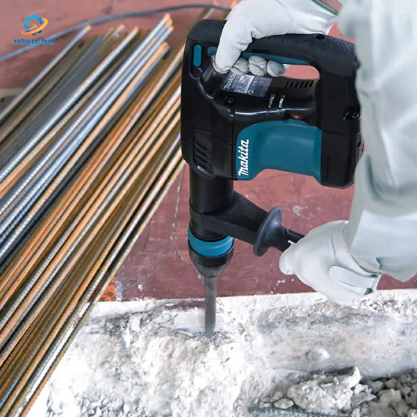 Máy đục bê tông MA-HM0870C Makita