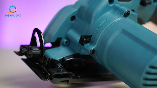 Máy cưa đĩa dùng pin(85mm)(12v max) MA-HS301DSYE Makita