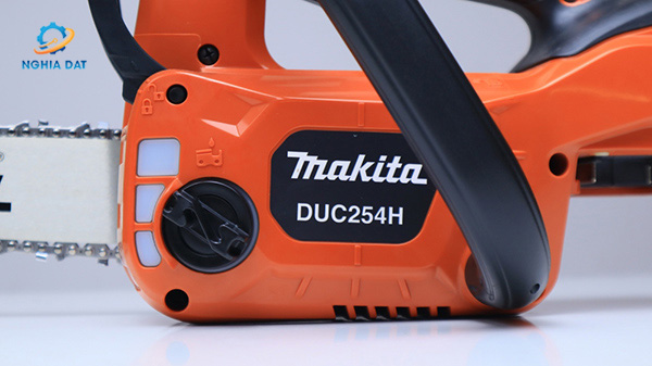 Máy cưa xích dùng pin(bl)(18v) MA-DUC254HZR Makita