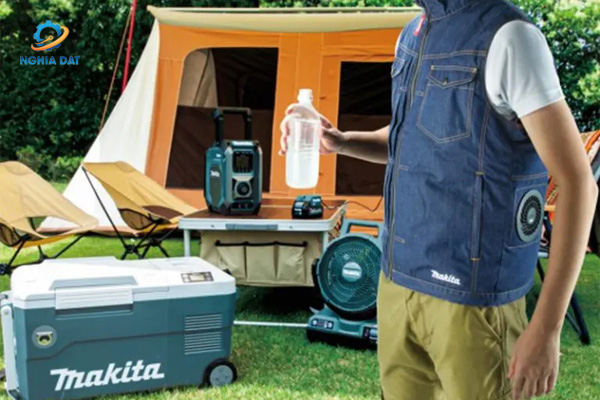 Áo khoác không tay làm mát dùng pin sizel(18v/14.4v/12v max) MA-DFV215A03 Makita