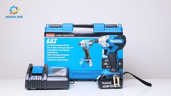 Máy bắt vít dùng pin(18v) MA-DTD156RF Makita