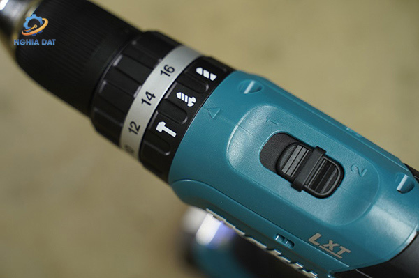 Máy khoan búa, vặn vít dùng pin(18v) MA-DHP453SYE Makita