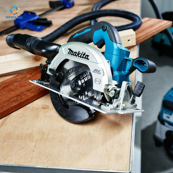 Máy cưa đĩa(165mm/aws/bl)(18v) MA-DHS661RFJ Makita