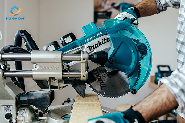 Máy cưa đa góc trượt dùng pin(aws/bl)(18vx2) MA-DLS111ZU Makita