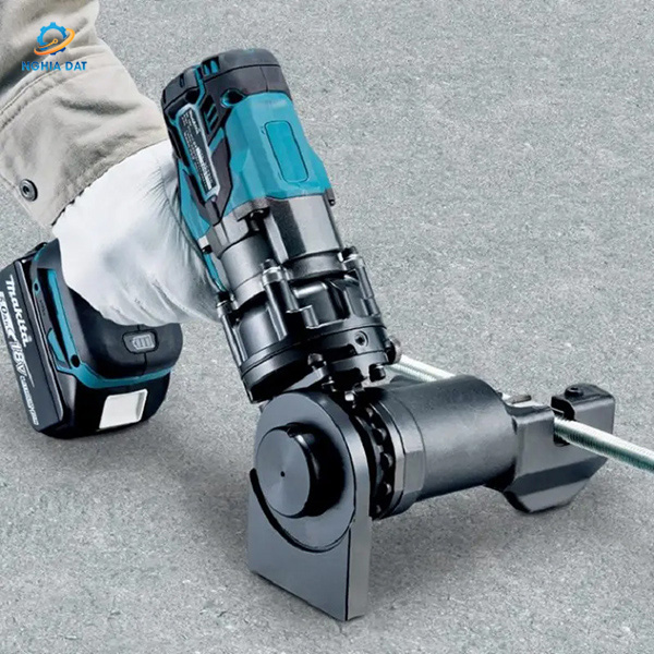 Máy cắt sắt ren dùng pin(bl)(18v) MA-DSC121ZK Makita