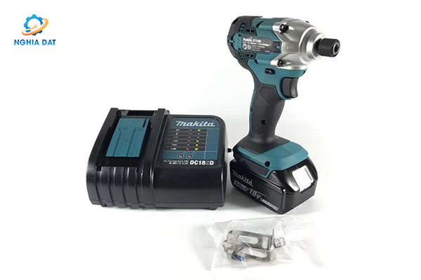 Máy vặn vít dùng pin(bl1830b*2+dc18sd+thùng nhựa)(18v) MA-DTD156SFE Makita