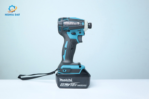 Máy vặn vít dùng pin(bl)(18v) MA-DTD172RTE Makita