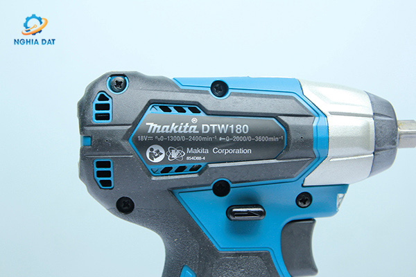 Máy siết bu lông dùng pin(9.5mm/bl)(18v) MA-DTW180Z Makita