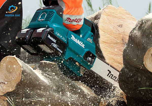 Máy cưa xích dùng pin(400mm/90px/bl)(18vx2) MA-DUC406Z Makita