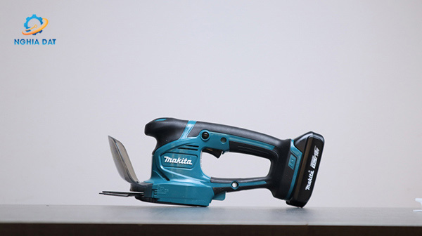 Máy tỉa cỏ dùng pin(110mm)(18v) MA-DUM111SYX Makita