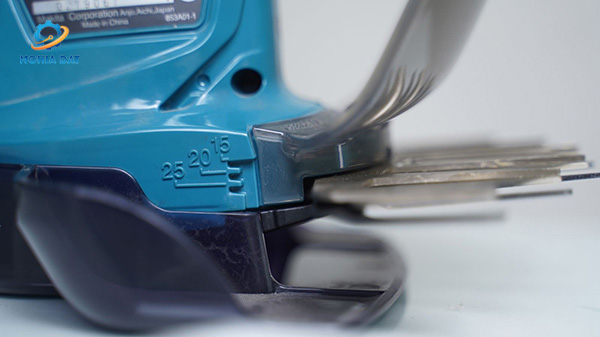 Máy tỉa cỏ dùng pin(18v) MA-DUM604Z Makita