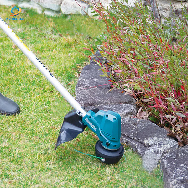 Máy cắt cỏ dùng pin(bl)(18v) MA-DUR190UZX1 Makita