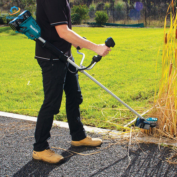 Máy cắt cỏ dùng pin(bl)(18vx2) MA-DUR368AZ Makita