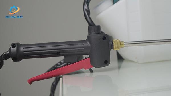 Máy phun thuốc dùng pin(5l)(18v) MA-DUS054Z Makita