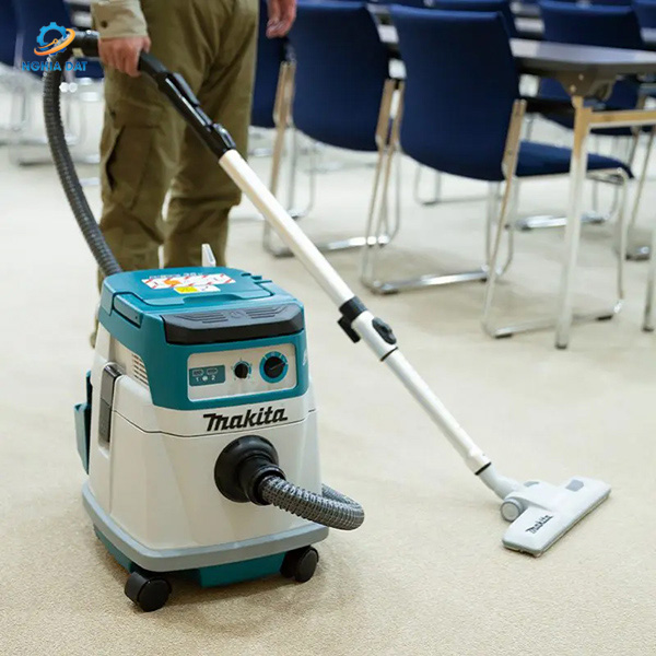 Máy hút bụi dùng pin(khô/bl)(18vx2) MA-DVC156LZX2 Makita