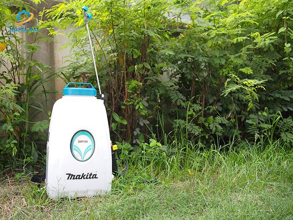 Máy phun thuốc dùng pin(18v) MA-DVF154Z Makita