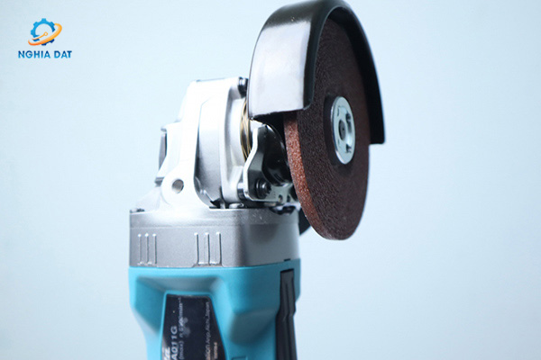 Máy mài góc dùng pin(100mm/công tắc bóp/bl)(40v max) MA-GA011GZ Makita
