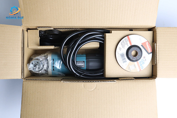 Máy mài góc(100mm/720w/công tắc đuôi) MA-GA4032 Makita
