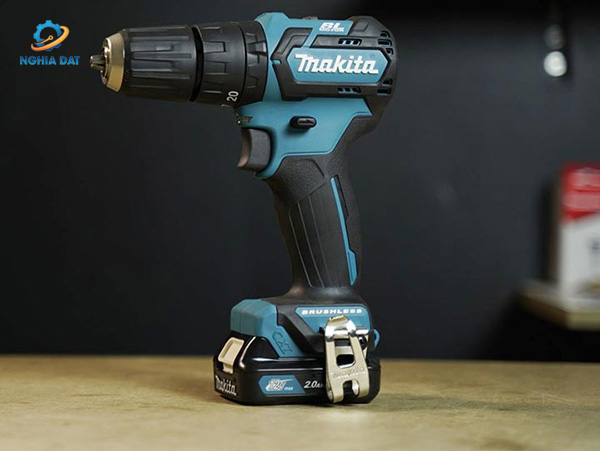 Máy khoan búa, vặn vít dùng pin(bl)(12v max) MA-HP332DZ Makita