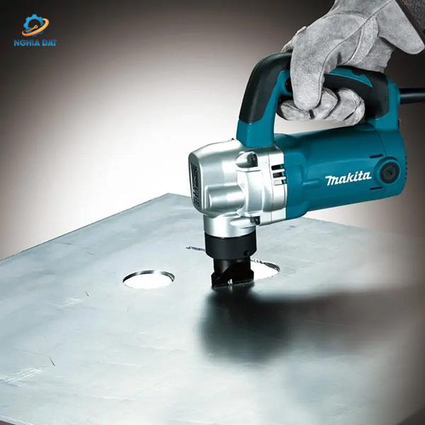 Máy cắt tôn(3.2mm) MA-JN3201 Makita