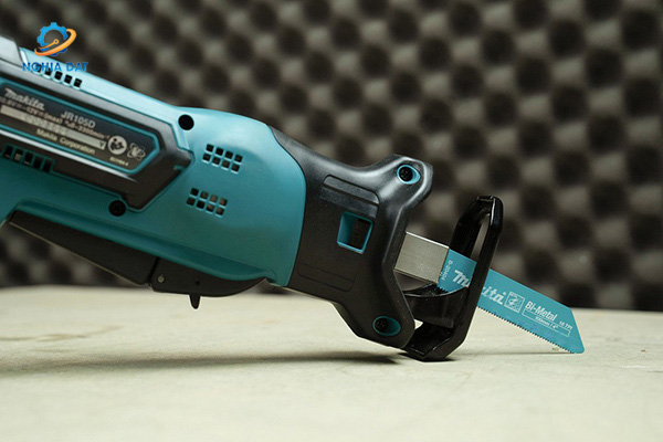 Máy cưa kiếm dùng pin(12v max) MA-JR105DSYE Makita