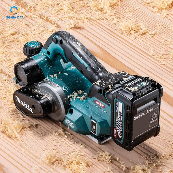 Máy bào dùng pin(82mm/aws/bl)(40v max) MA-KP001GZ Makita