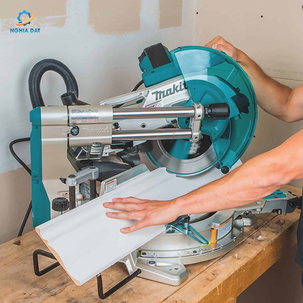 Máy cưa đa góc trượt(305mm) MA-LS1219L Makita