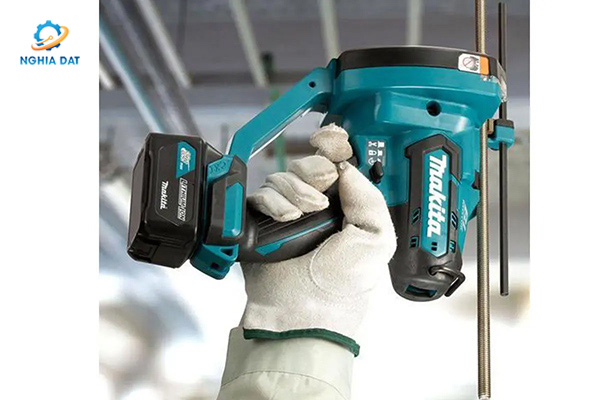 Máy cắt sắt ren dùng pin(bl)(12v max) MA-SC103DZ Makita