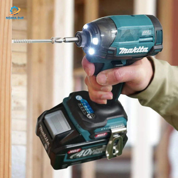 Máy vặn vít dùng pin(bl)(40v max) MA-TD002GZ01 Makita