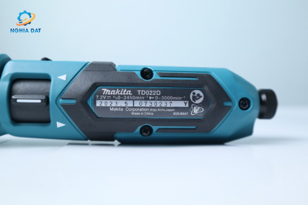 Máy vặn vít dùng pin(7.2v) MA-TD022DZ Makita