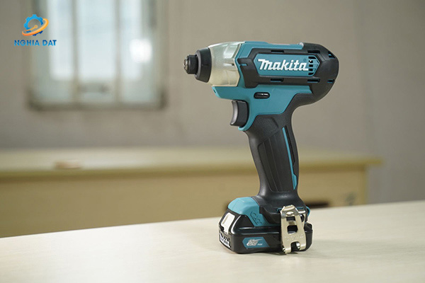 Máy vặn vít dùng pin(12v max) MA-TD110DSYE Makita