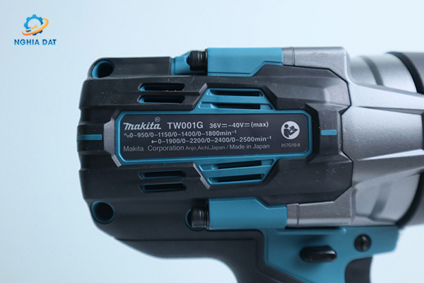 Máy siết bu lông dùng pin(19mm/dây đeo trên thân máy/bl)(40v max) MA-TW001GM204 Makita