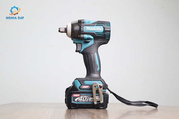 Máy siết bu lông dùng pin(12.7mm/dây đeo/bl)(40vmax) MA-TW004GD201 Makita