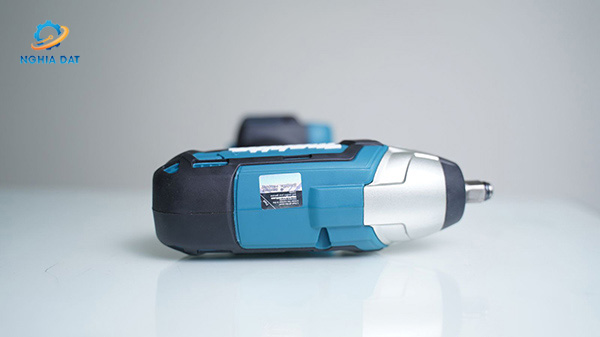 Máy siết bu lông dùng pin(9.5mm)(12v max) MA-TW140DZ Makita